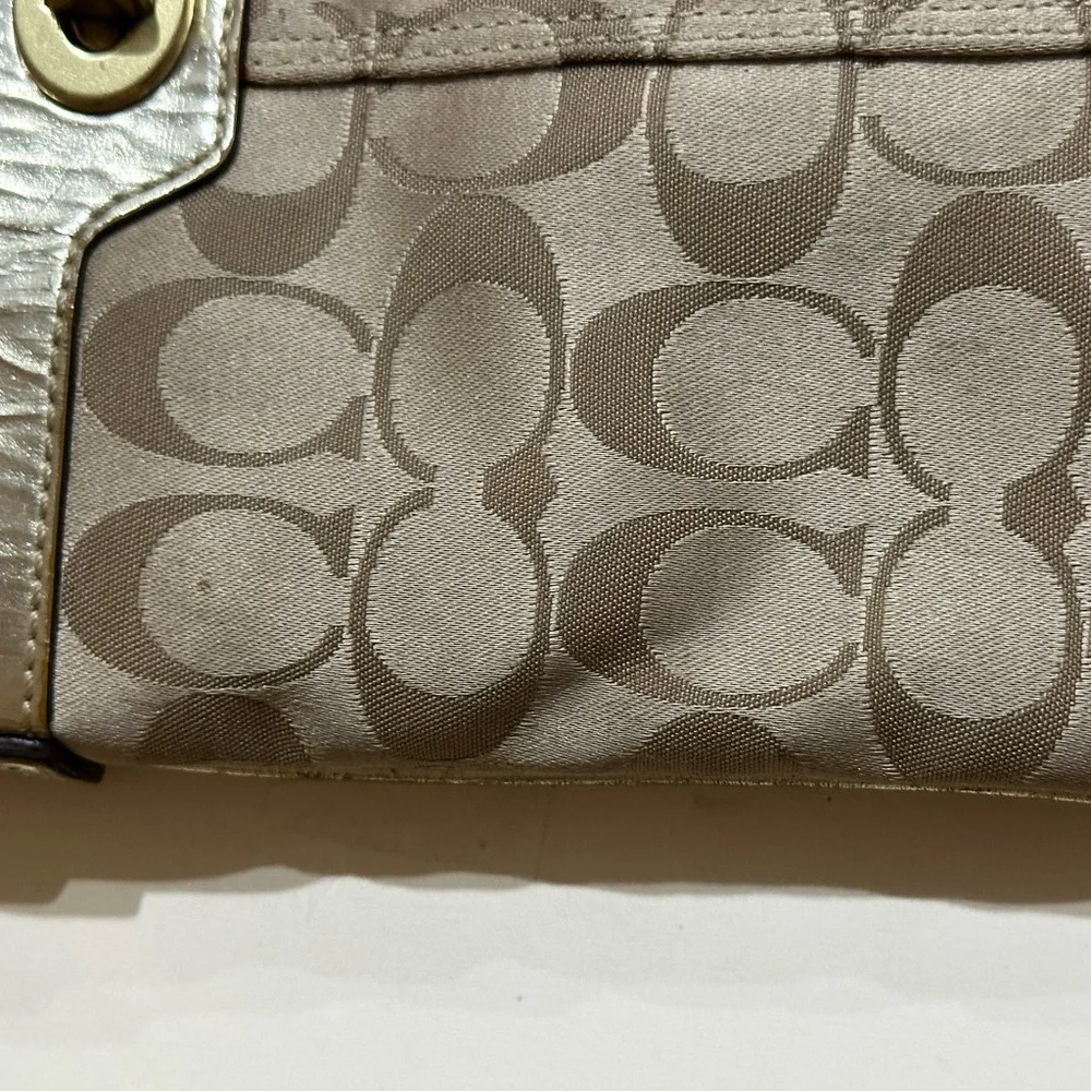Coach Tan Crossbody Bag - Picture 3 of 9